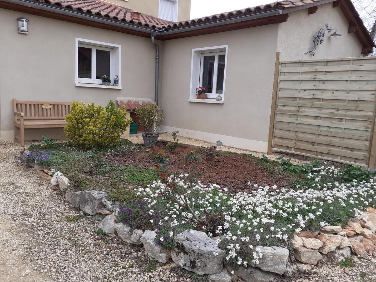 Bed and Breakfast Repos Chez Margot Fajoles Экстерьер фото