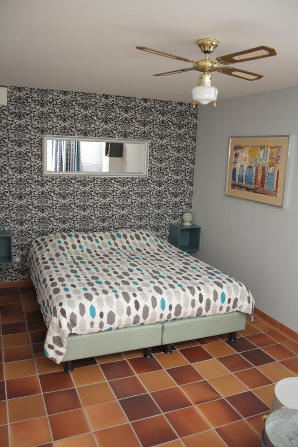 Bed and Breakfast Repos Chez Margot Fajoles Экстерьер фото